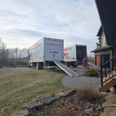 Long Distance Moving. Easy Moving trucks.